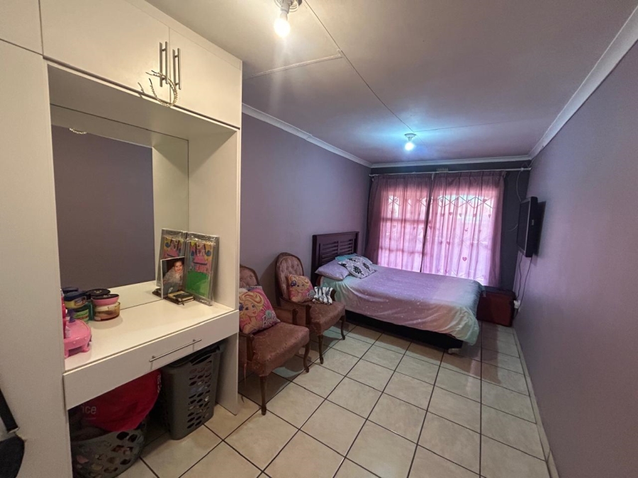 To Let 3 Bedroom Property for Rent in Kathu Northern Cape